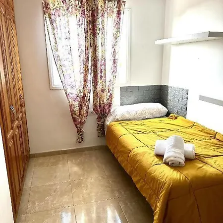 Cozy 2-bedroom - Perfect Base To Explore شقة