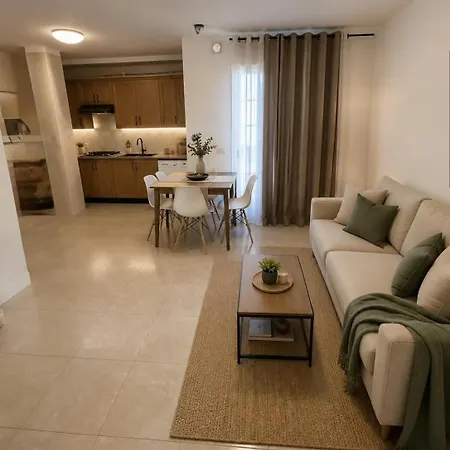 Cozy 2-bedroom - Perfect Base To Explore Buzanada